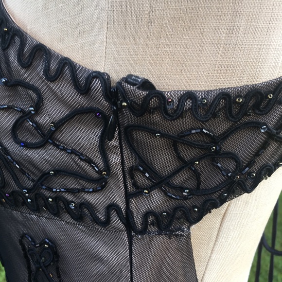 NIKI LAVIS Beautiful formal evening gown mid length Size 8 Black, AB Glass Beads - Picture 6 of 11